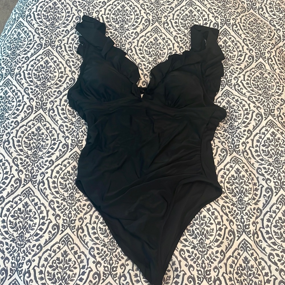 XL Cupshe Black Swimsuit